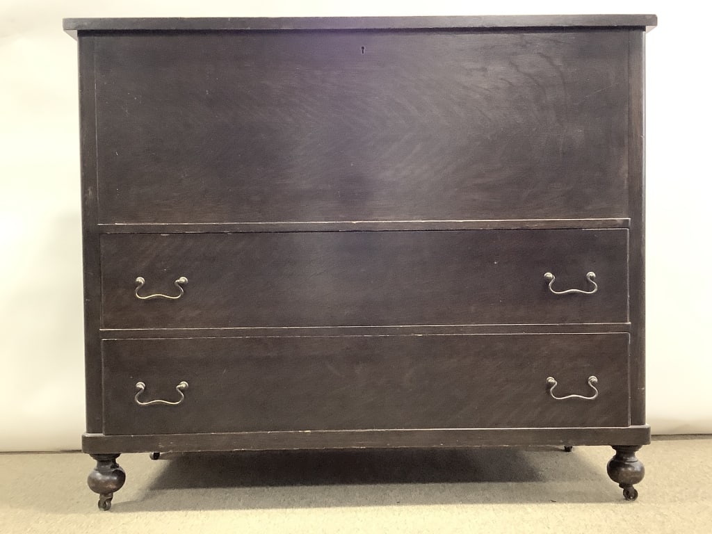 Blanket Chest w 2 Drawers Dark Figured Oak (1 of 13)