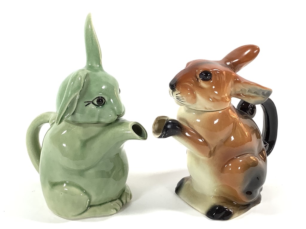 2 Rabbit Teapots Erphila 6701B & Unmarked Celadon (1 of 9)