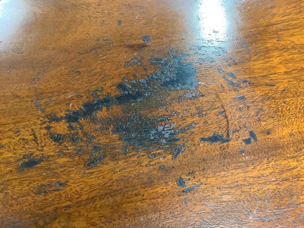 Antique Piecrust Tilt Top Table - 4