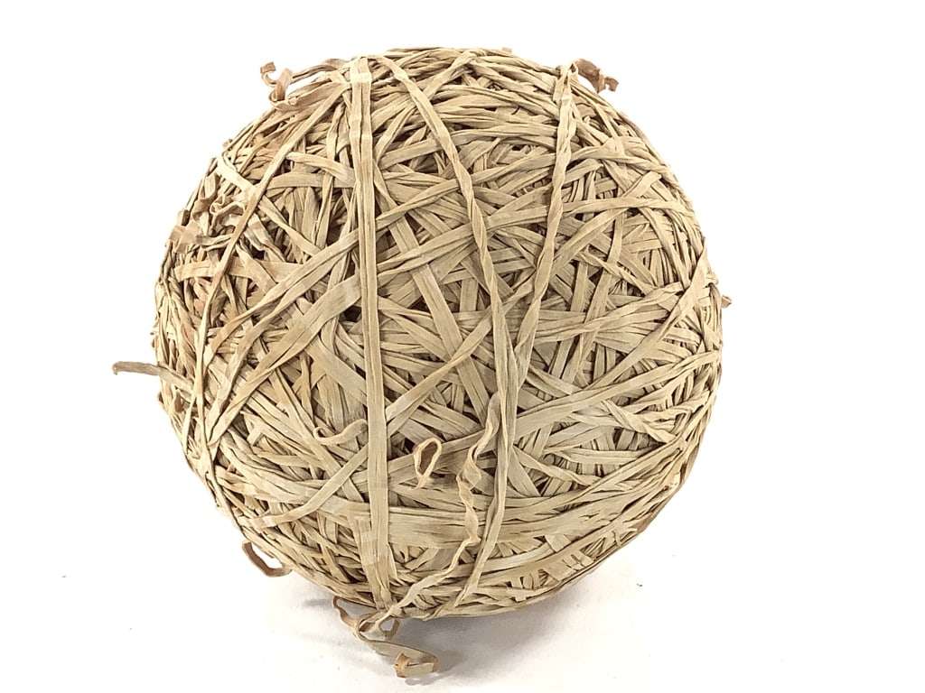 Wm Itter Rubber Band Ball Teaching Device (1 of 3)