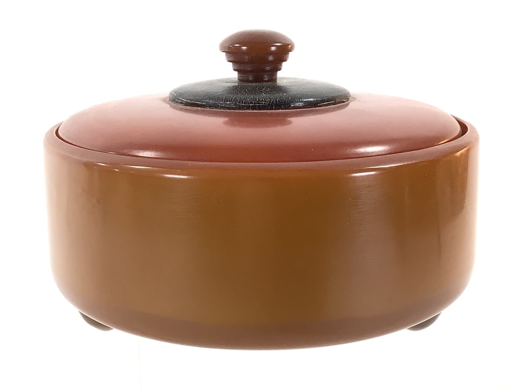 Bakelite Container w Divided Glass Dish (1 of 6)