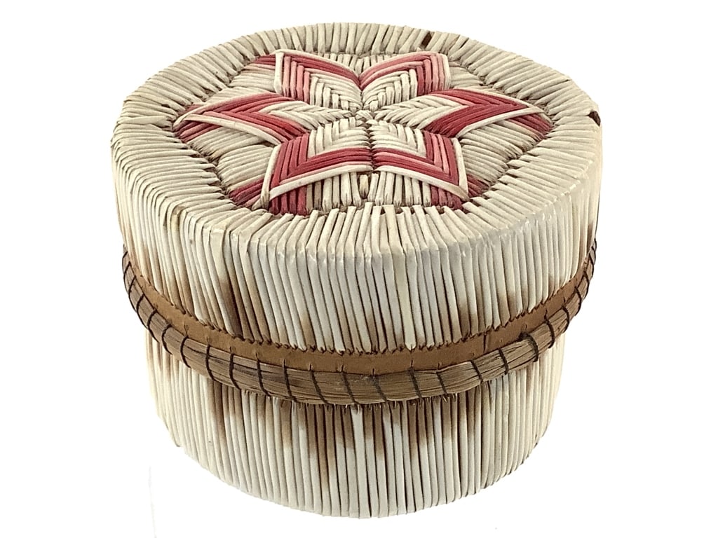 Birchbark & Quill Lidded Box w/ Red Star Motif (1 of 6)