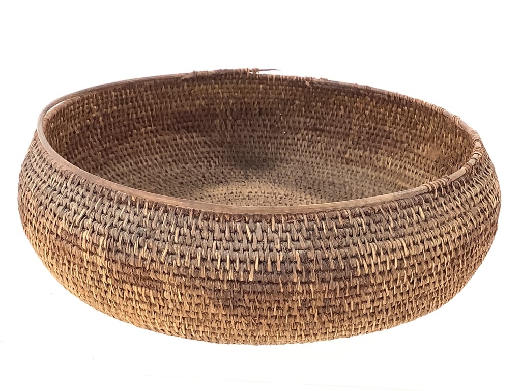 Shallow Coiled Basket w/ Twined Rim: 7"W x 2 1/2"D. Rim rod and lashing show heavy deterioration, fraying, and loose coiling. Minor fraying / shedding throughout, no major damage aside from rim. Provenance: Collection of William and Dian