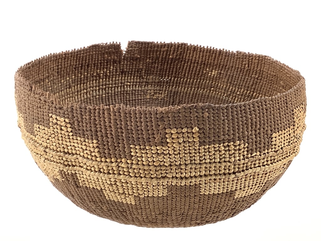 Twined Basket Bowl w/ Geometric Band Design (1 of 6)