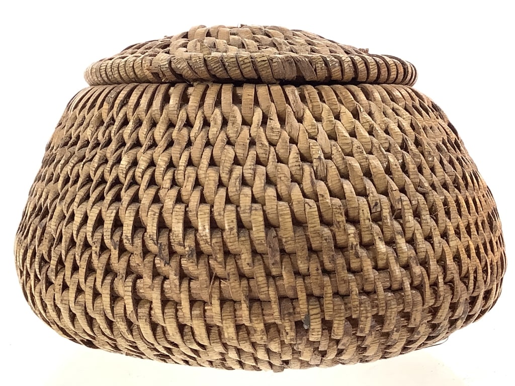 Sm. Lidded Coiled Basket - 2