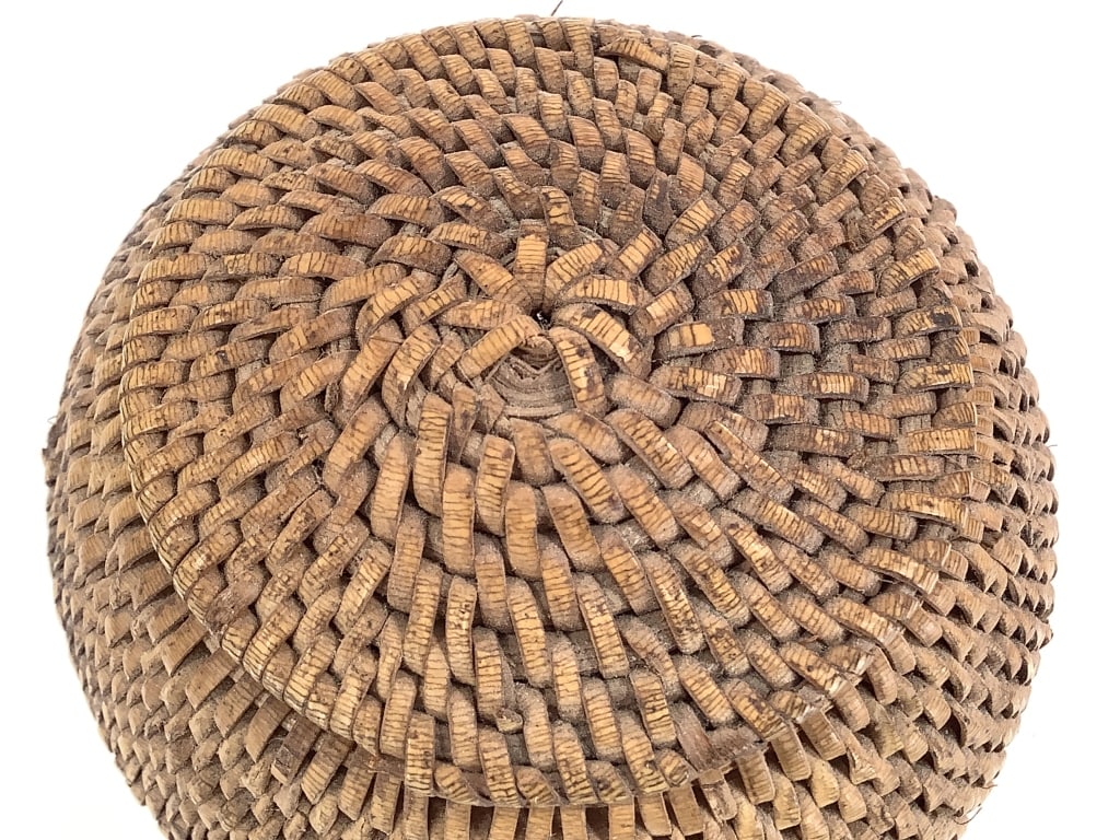 Sm. Lidded Coiled Basket - 3
