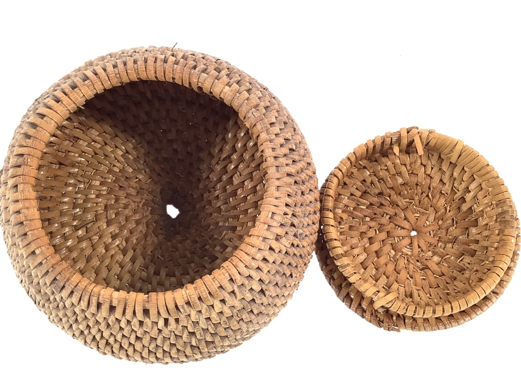 Sm. Lidded Coiled Basket - 4