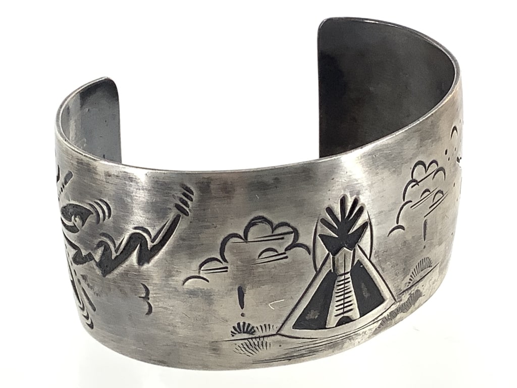 T Billy Navajo Sterling Cuff Bracelet 60.2g TW: 1 1/2" H