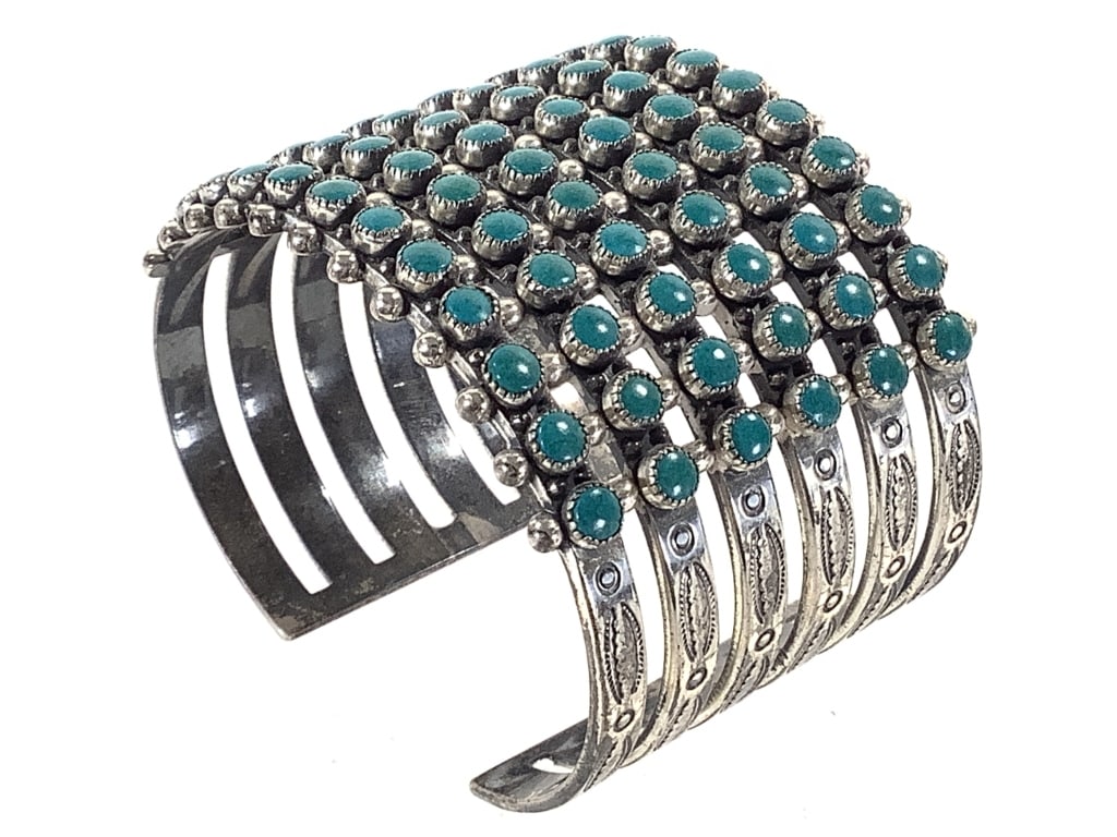 Snake Eye Zuni Sterling & Turquoise Cuff 77.4g TW: 6". Marked sterling. Stones are secure; patina present.
