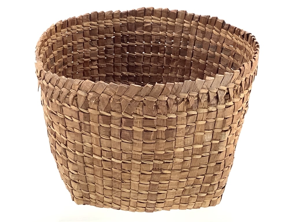 Cedar Root Utility Basket w/ Sawtooth Rim (1 of 5)