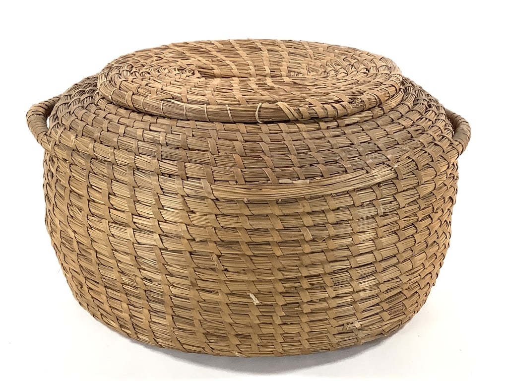 Southwestern Lidded Utility Basket w/ Handles (1 of 8)