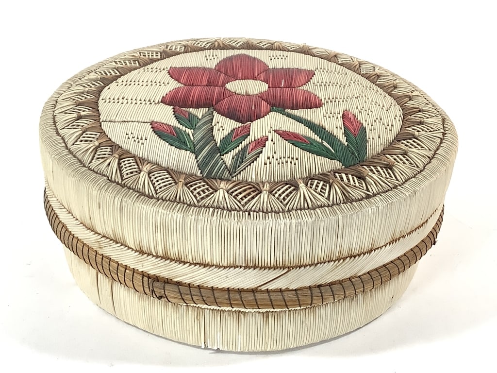 Lg. Birchbark & Quill Lidded Box w/ Floral Motif: 9 1/4"W x 3 1/2"H. Several areas along siding show quill loss/breakage. Loose threading on bottom. Lid is largely intact with red floral motif, minor wear / breakage to a few quills. Provenance: