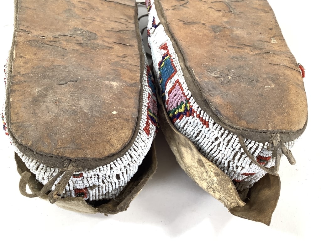 Fully Beaded Polychrome Hide Moccasins - 10