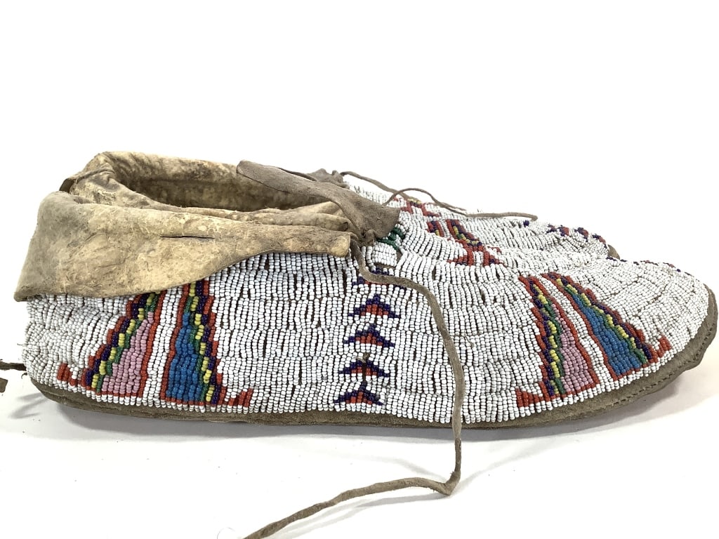 Fully Beaded Polychrome Hide Moccasins - 6