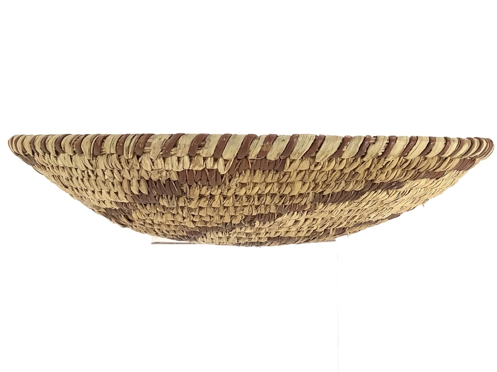 Sm. Polychrome Spiral Basket Tray - 2