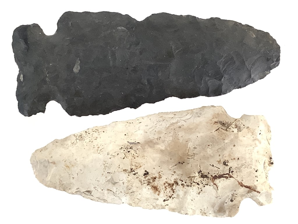 3 Flint Knapped Stone Arrowheads - 3