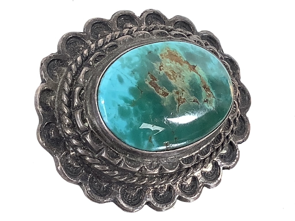Unmarked Turquoise Pin Brooch18.8g TW: 1 1/2" W
