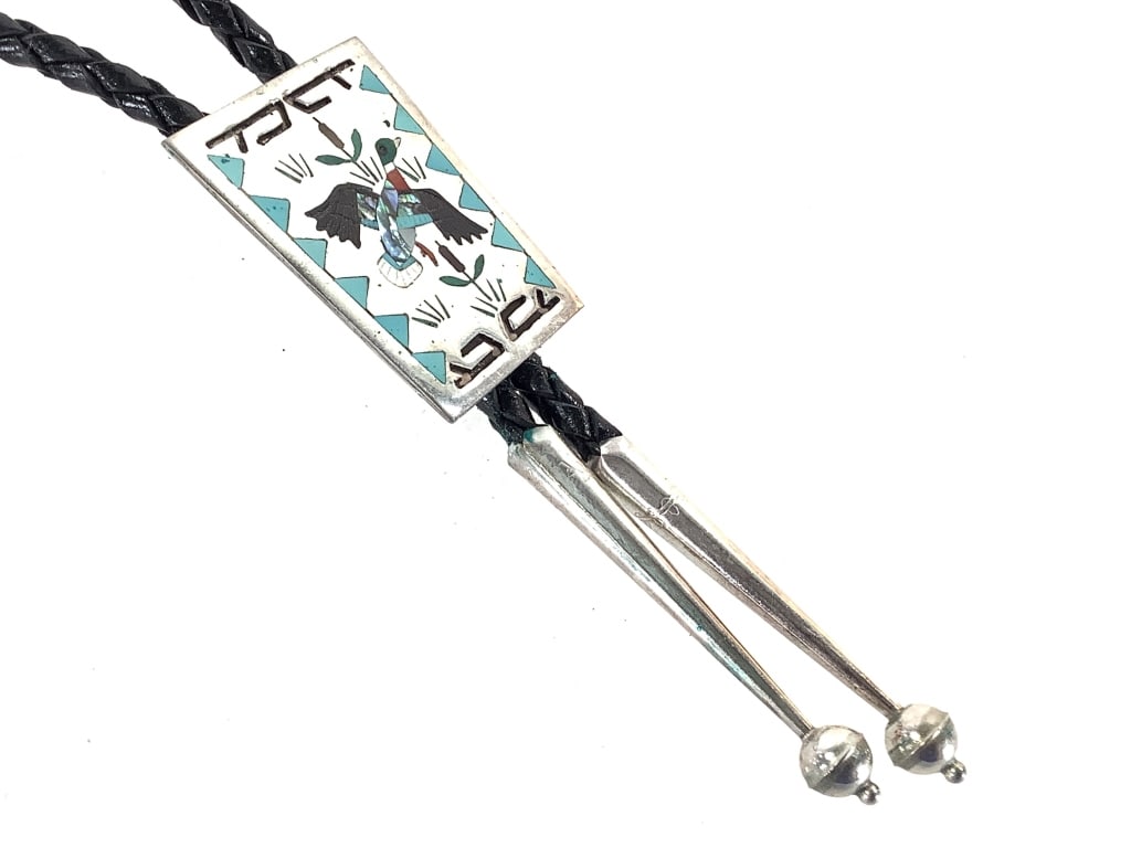 Sterling Bolo w Stone Inlay Duck Motif 22gTW: 18"L. Artist signed. Good condition w/ age related patina.