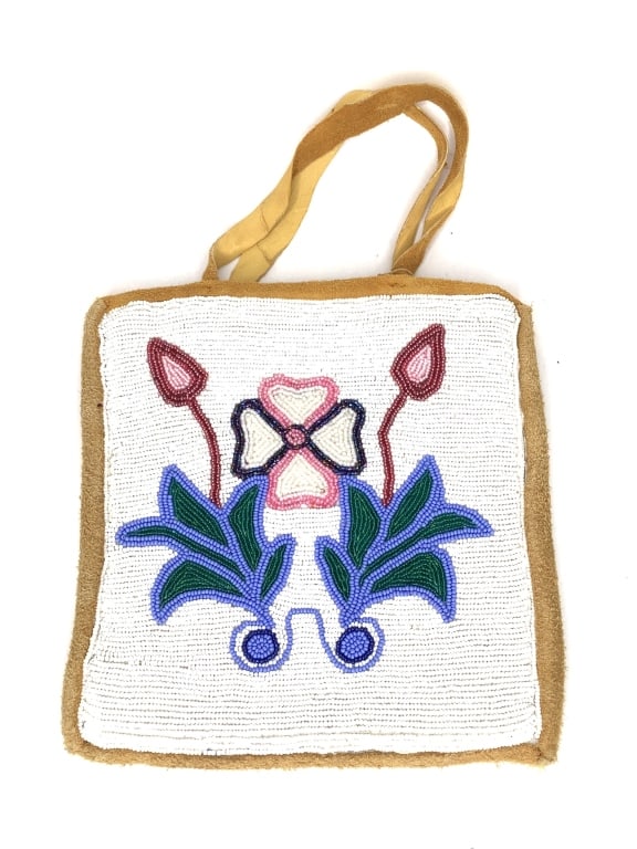 Older Plateau Indian Beaded Bag: 8 1/2" x 9"