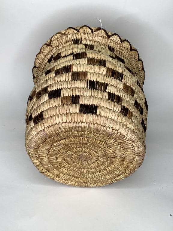 Large Native Papago Basket - 4