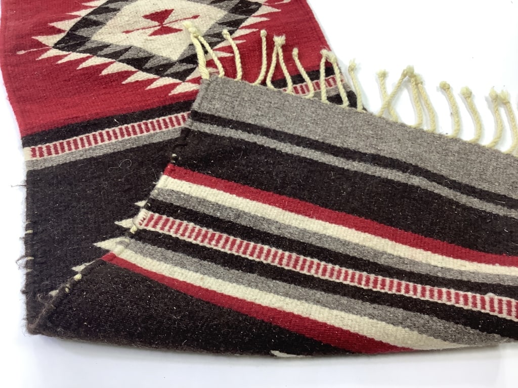Vtg Navajo Runner Small - 6