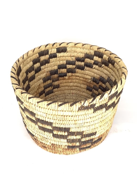 Small Papago Basket (1 of 3)