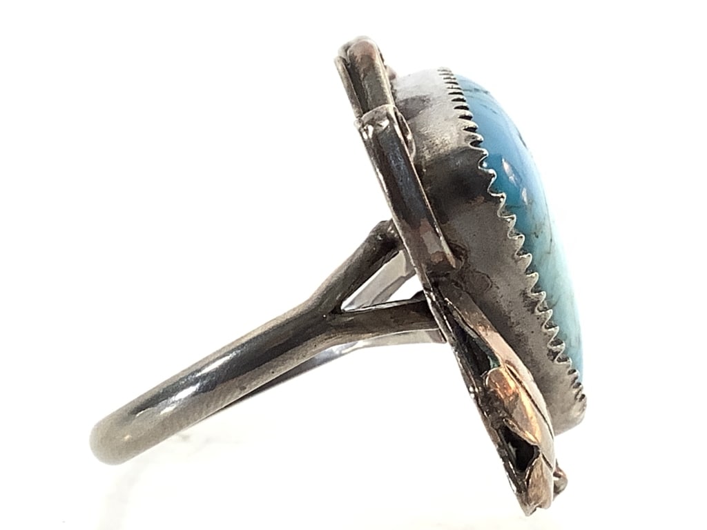 Unmarked Turquoise Ring Sz 8 - 3