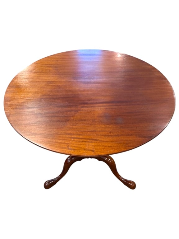 Tilt Top Queen Anne Style Cherry Tea Table (1 of 5)