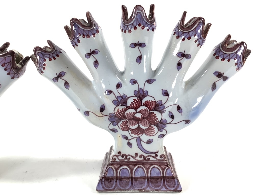 Olaria de Alcoba?a Portugal Handpainted Tulipieres - 6