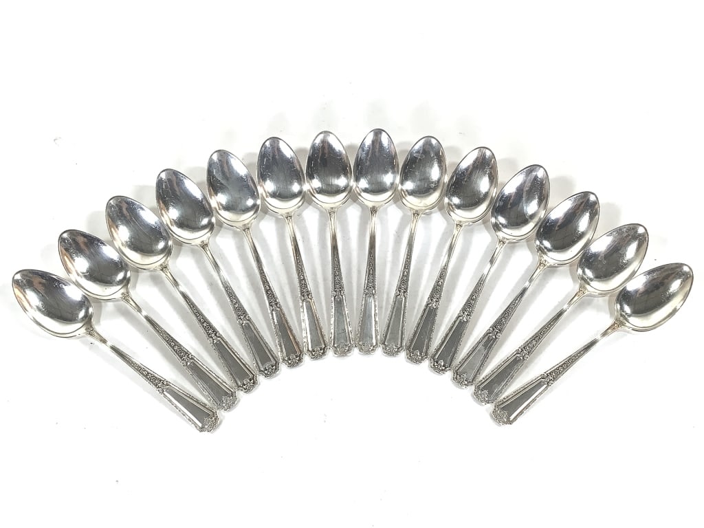 Towle Sterling Louis XIV 14 Teaspoons 353g: All marked Sterling with T logo, Pat 1924. Not monogrammed, stainless blades. Matching lots 350s-356s.