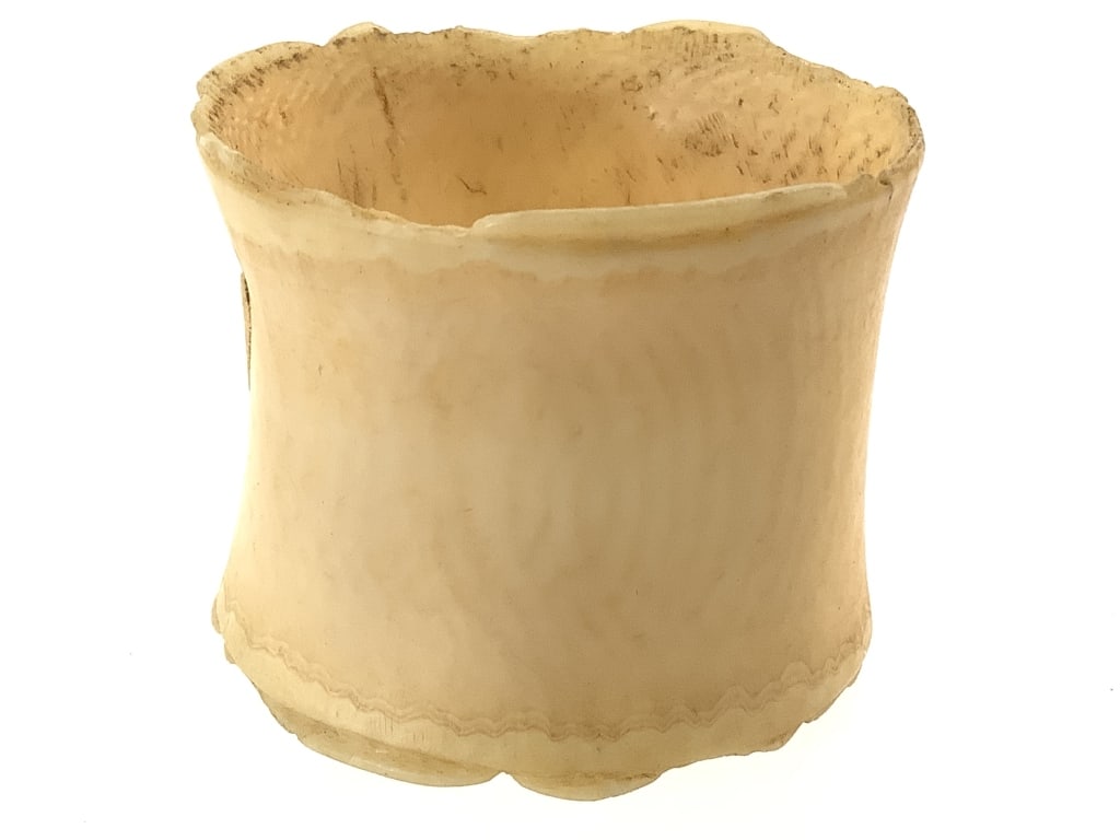 Ivory Floral Motif Napkin Ring - 4