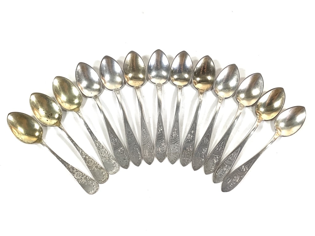 13 Sterling Demitasse Spoons 235g (1 of 13)