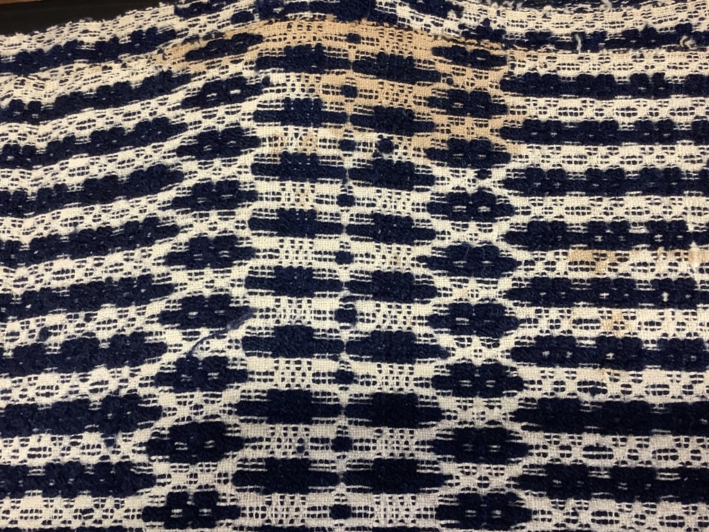 Overshot Patch Pattern Coverlet 94" x 67" - 2