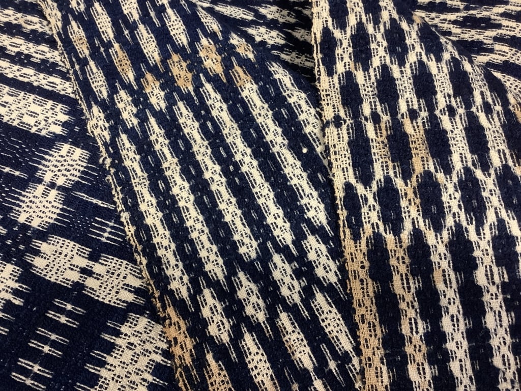 Overshot Patch Pattern Coverlet 94" x 67" - 4