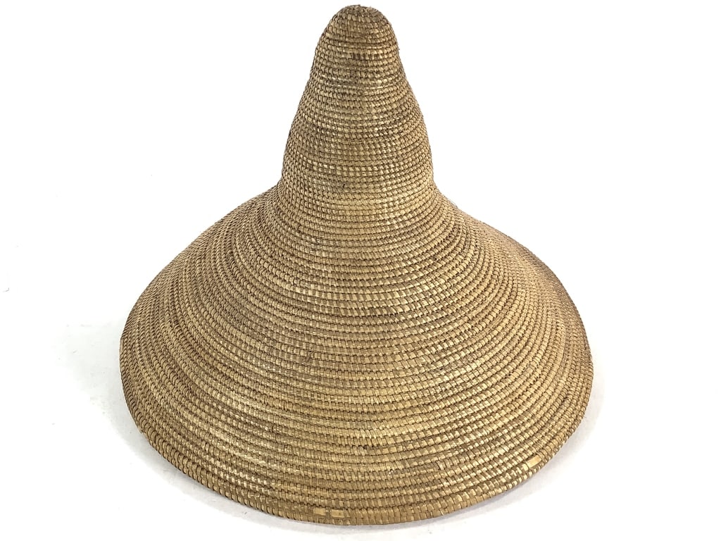 Tutsi Lidded Coiled Basket - 4