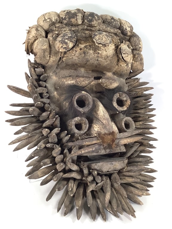 We / Guere Power Mask Ivory Coast: 19 1/4"H x 16"W x 9 1/2"D. Provenance: Collection of William and Diane Itter. Please see photos for condition and details.
