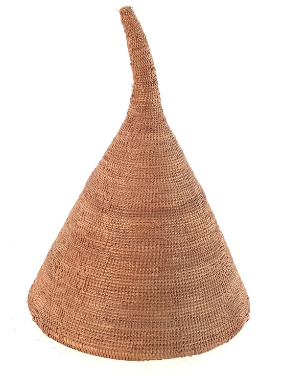 Tutsi Lidded Coiled Basket - 7