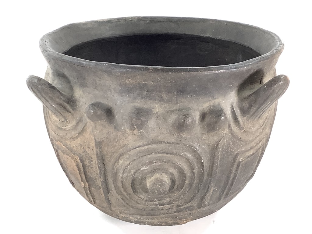 Osun Yoruba Shrine Pot (1 of 4)