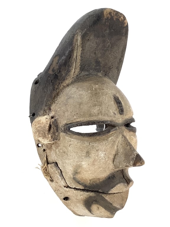 Mambila Moving Jaw Tribal Mask Cameroon (1 of 7)