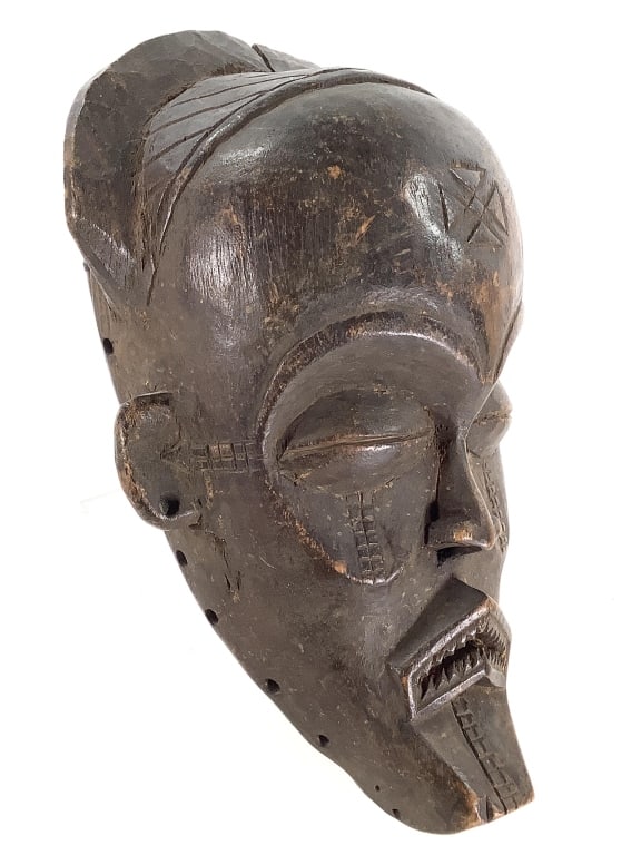 Chokwe Mask DRC (1 of 7)