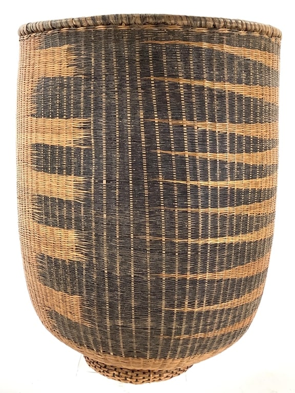 Large Tutsi Lidded Basket Rwanda - 2