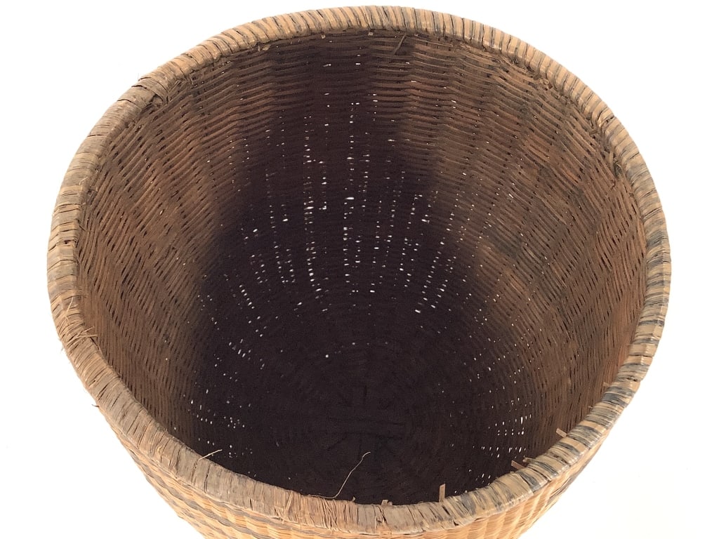 Large Tutsi Lidded Basket Rwanda - 3
