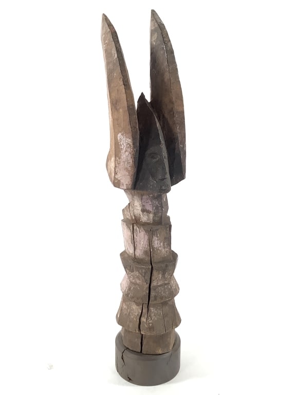 Nigerian Igbo Ikenga Figure: 20 7/8"H x 4"W x 4 1/2"D. Provenance: Collection of William and Diane Itter. Please see photos for condition and details.