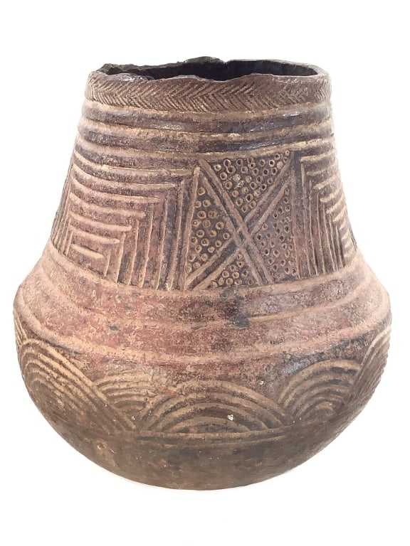 Songye Water Pot Democratic Republic Congo (1 of 9)
