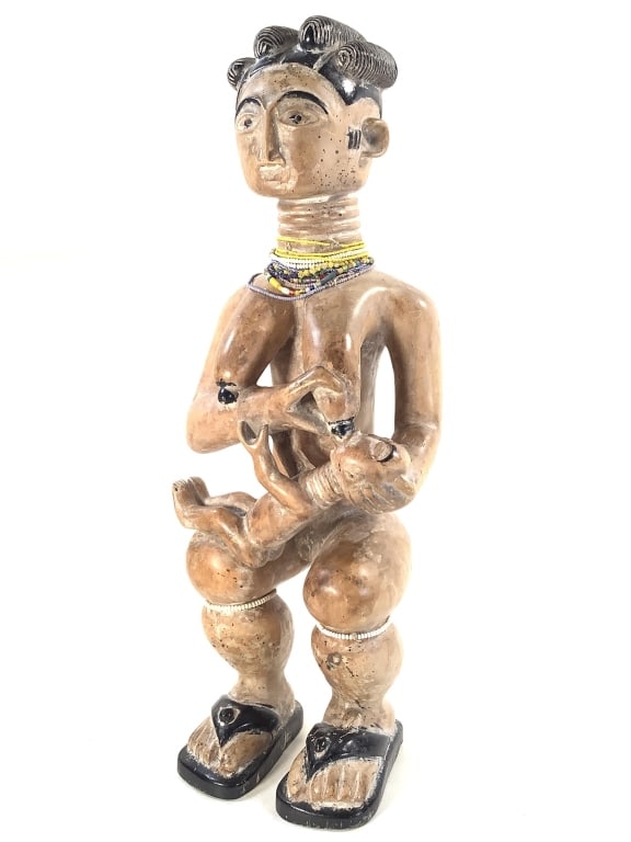 Fante Ghana Wood Mother w Child Female Figure (1 of 10)