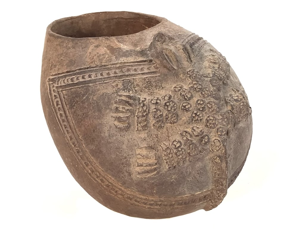 Igbo Izzi Ritual Jar Nigeria: 7"D x 5 1/4"W x 5 1/2"H. Provenance: Collection of William and Diane Itter. Please see photos for condition and details. Please note: Some pots may have repairs that may not be noted.