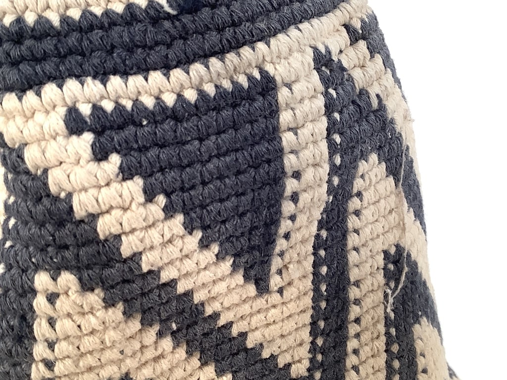 Cameroon Ashetu Hat w Zigzag Pattern - 7