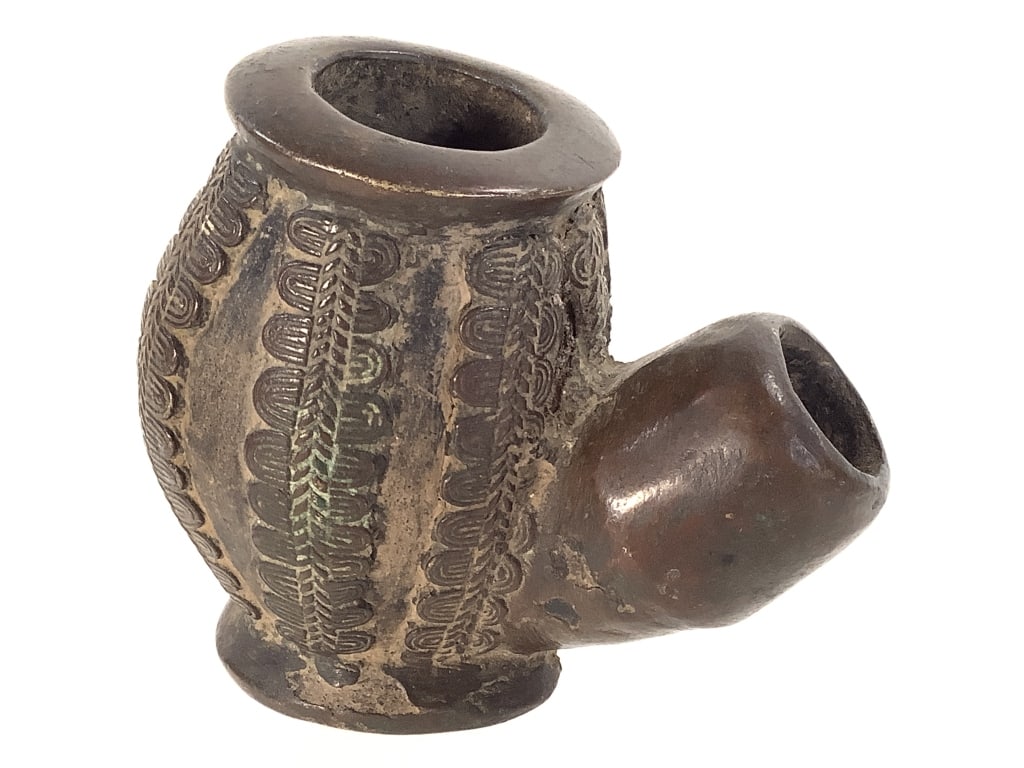 African Bronze Pipe Bowl: 3 1/4"H x 2 1/2"W x 4"D. Provenance: Collection of William and Diane Itter. Please see photos for condition and details.