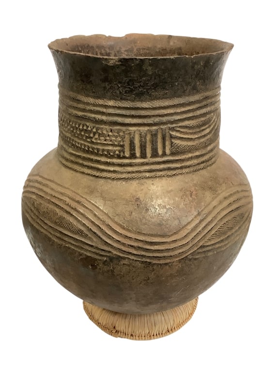 Mulondo Storage Vessel Songye DRC: 14"H x 13"Dia. Minor cracks at the top. Provenance: Collection of William and Diane Itter. Please see photos for condition and details. Please note: Some pots may have repairs that may not be noted.