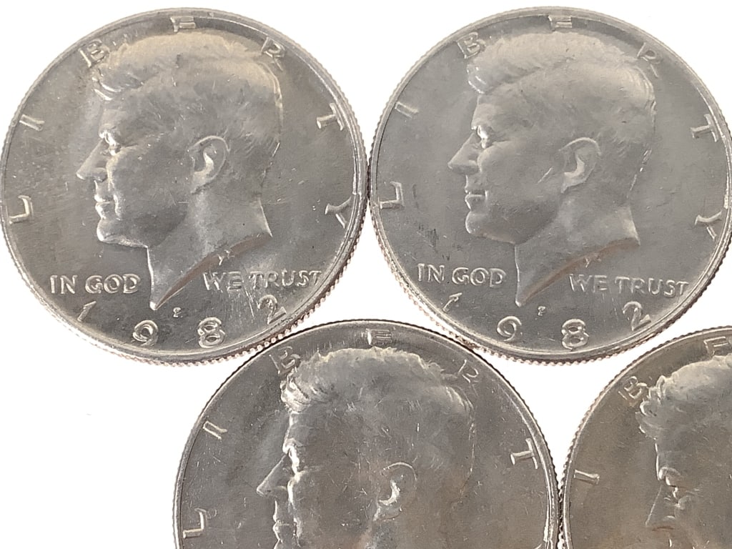 5 Error 1982 Kennedy Half Dollars - NO 'FG" - 2